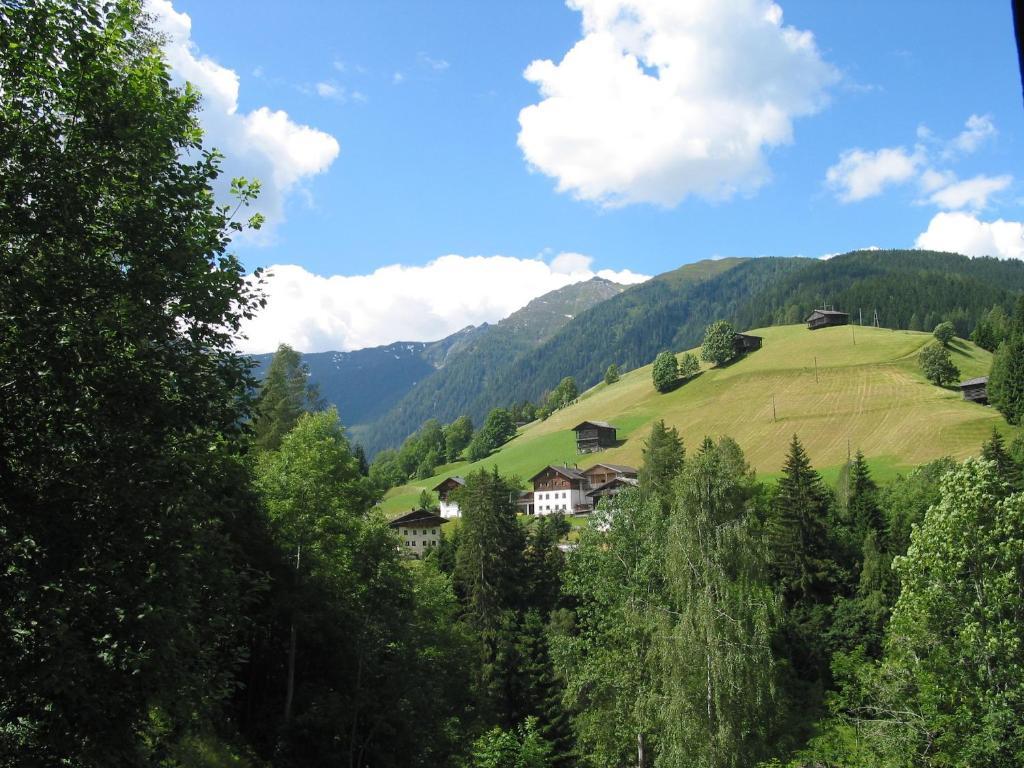 Unser kleines Bauernhaus Maria Luggau Zimmer foto
